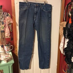 Wrangler Men's Relaxed Fit Blue Jeans